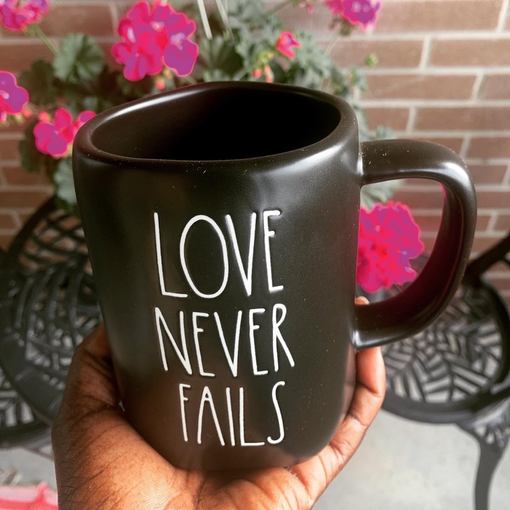 Rae Dunn US Edition LOVE NEVER FAILS mug
